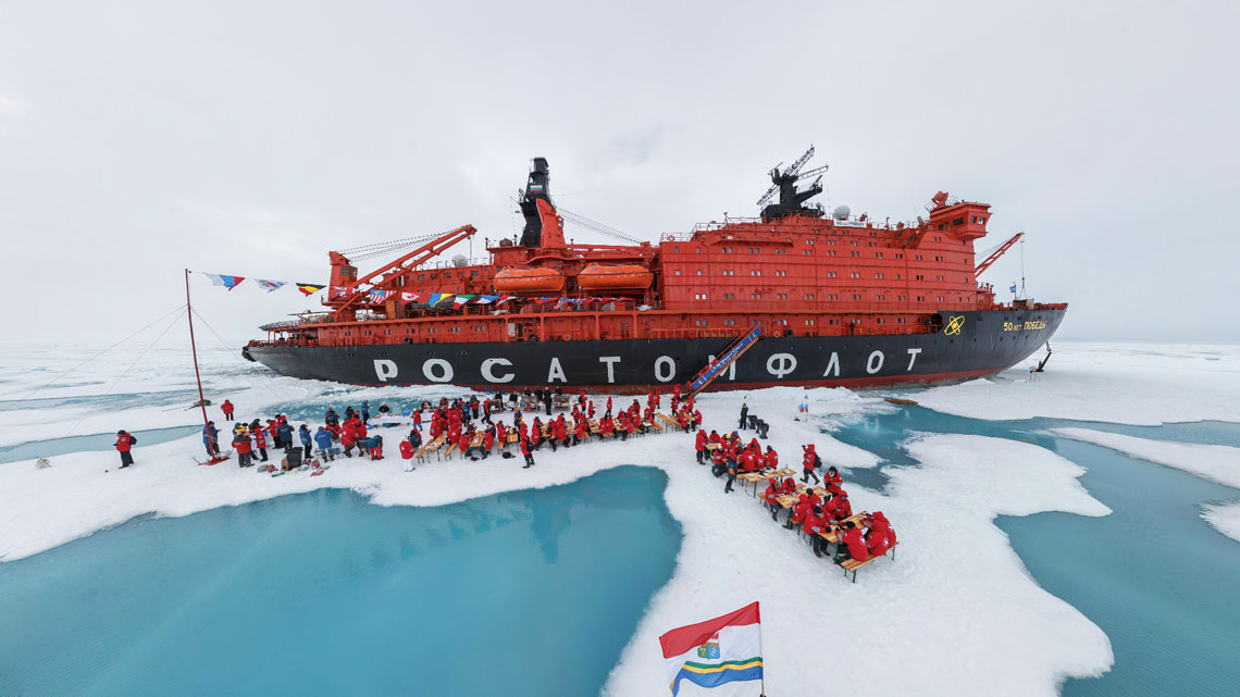 Виртуальное путешествие к Северному полюсу на российском атомном ледоколе «50 лет Победы»