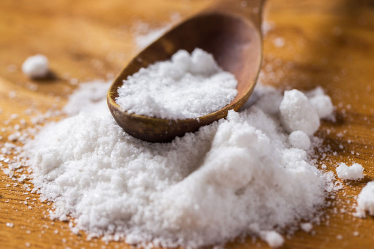 Mennyi sóra van szüksége egy embernek naponta?