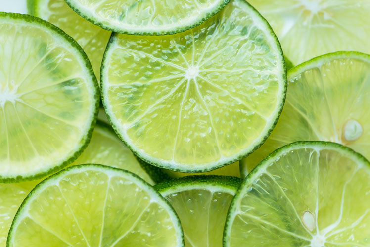 Lime och dess sorter "lime", "söt citron", "indisk lime", "limet", "citron-limet", "limetta", sur ("riktig") och söt lime
