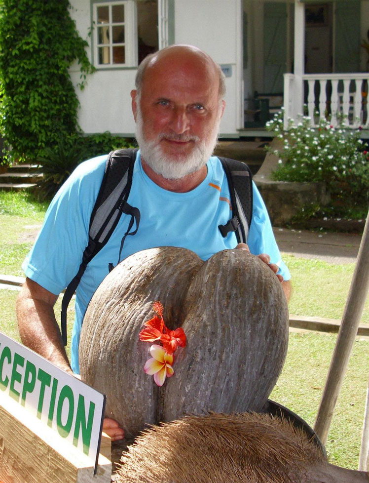 Kelapa Laut (Coco de Mer)