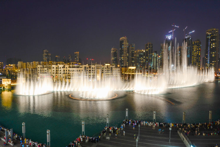 Nejúžasnější hudební fontána – Dubajská fontána