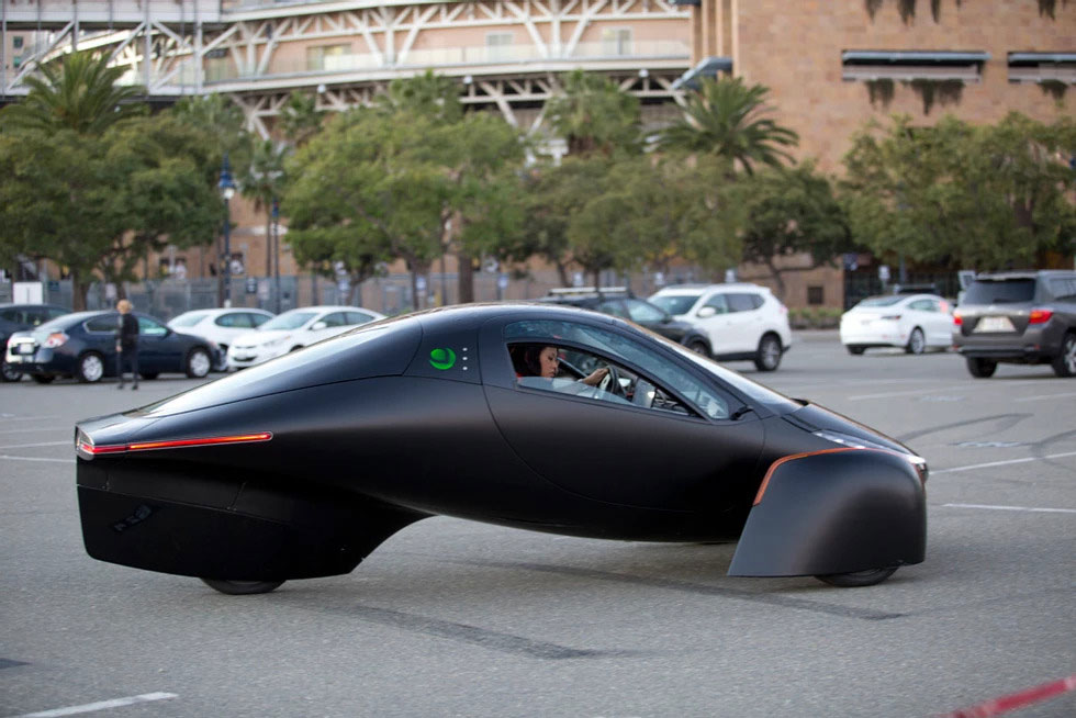 Triciclo eléctrico de Aptera Motors con mayor autonomía