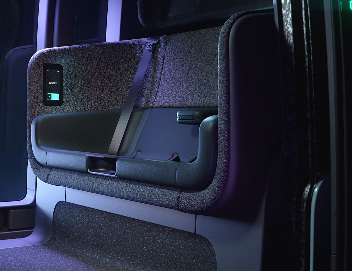内饰尺寸适中，专为四名乘客设计，每名乘客还可以随身携带行李。