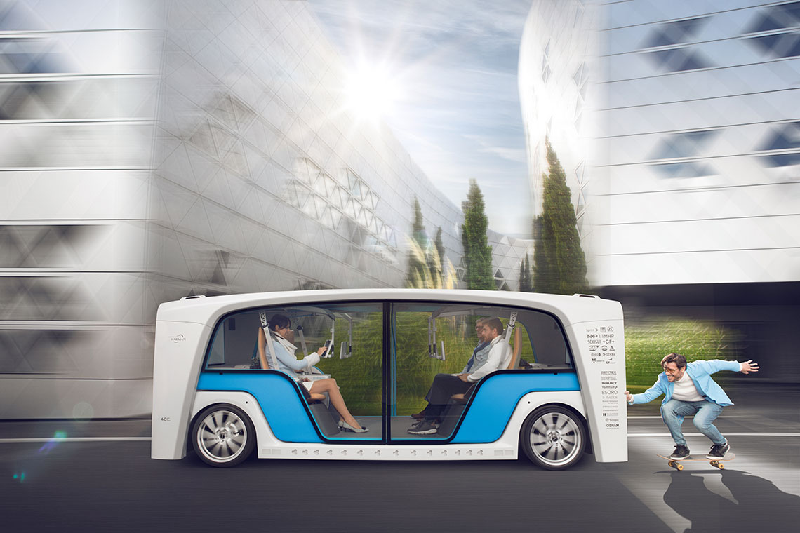 Поэтому швейцарская команда во главе с Франком Риндеркнехтом решила создать стартап Snap Motion для запуска автономной машины в производство.