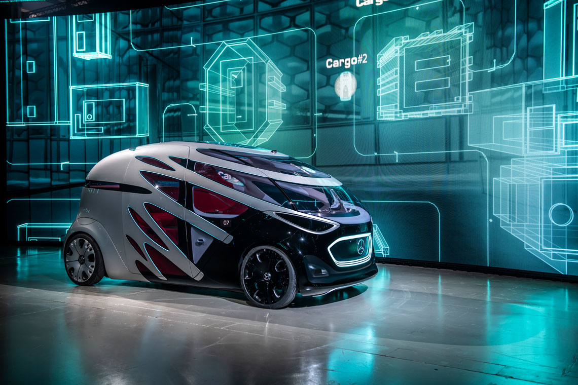 Mercedes-Benz Vision UBANETIC – 미래의 자율주행 밴