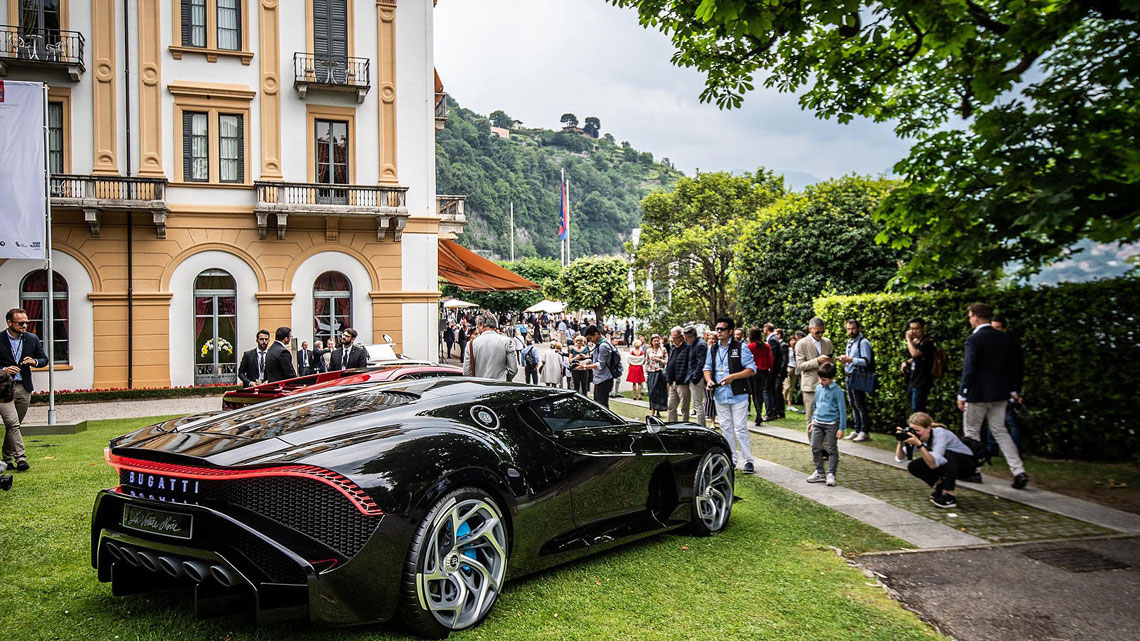 Atas dasar Chiron, sebagai tambahan kepada La Voiture Noire dan Divo, pengubahsuaian Chiron Sport telah dicipta, dan baru-baru ini, edisi terhad Bugatti 20 ans sebanyak 110 salinan telah ditambahkan pada keluarga ini, khusus, kerana ia mudah difahami, sempena ulang tahun ke-110 syarikat itu. Sementara itu, 15 Januari menandakan ulang tahun ke-110 kelahiran Jean Bugatti. Jadi La Voiture Noire baharu ialah cara terbaik untuk meraikan kedua-dua ulang tahun ini.