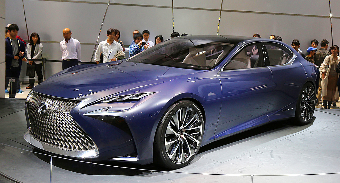 Sedan konsep diluncurkan di Tokyo Lexus LF-FC 2015. Mobil tersebut merupakan cikal bakal dari model LS generasi kedua