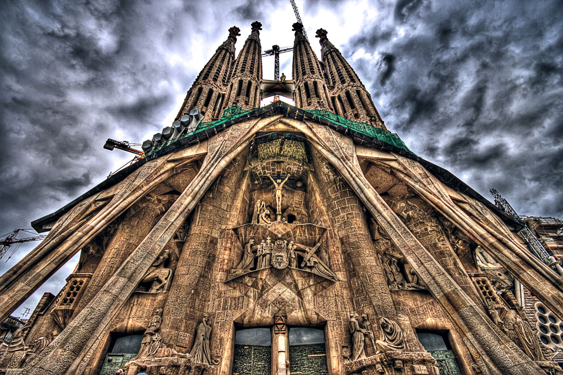 Sagrada Familia es una construcción de larga duración, que tiene una fama mundial colosal