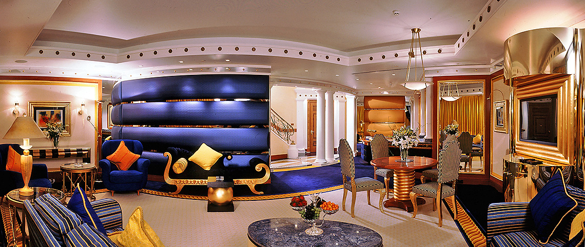 Burj Al Arab Hotel拥有202间两层的各类舒适客房。