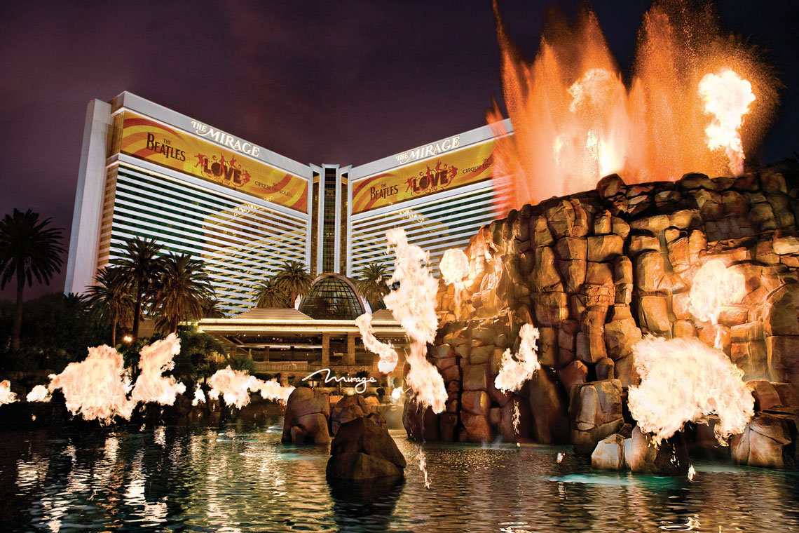 Das Mirage wurde 1989 erbaut und galt als das teuerste Hotel-Casino der Geschichte, da für seinen Bau 630 Millionen US-Dollar ausgegeben wurden.