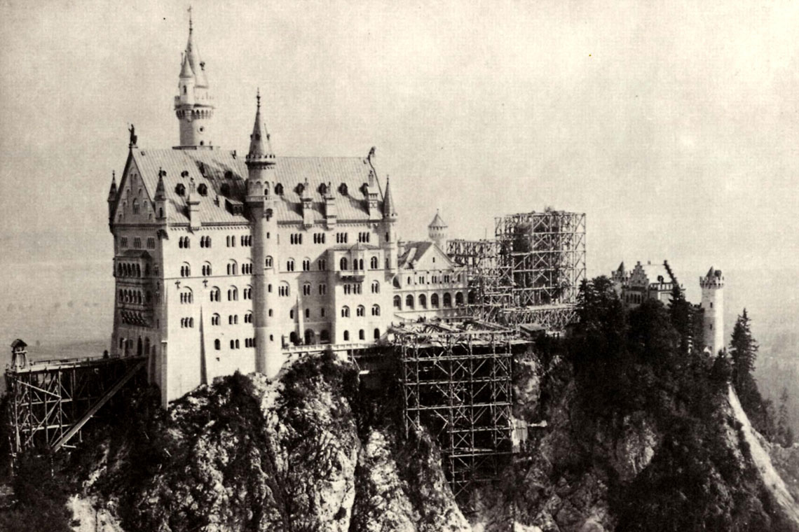 Schloss Neuschwanstein: Bauarbeiten am Schloss (1882–1885)