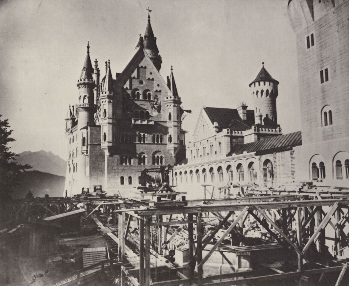 Castello di Neuschwanstein in costruzione: cortile superiore (1886)
