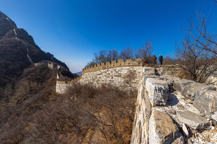 La grande muraille de Chine. Près de la tour en ruine du mur de Jiankou