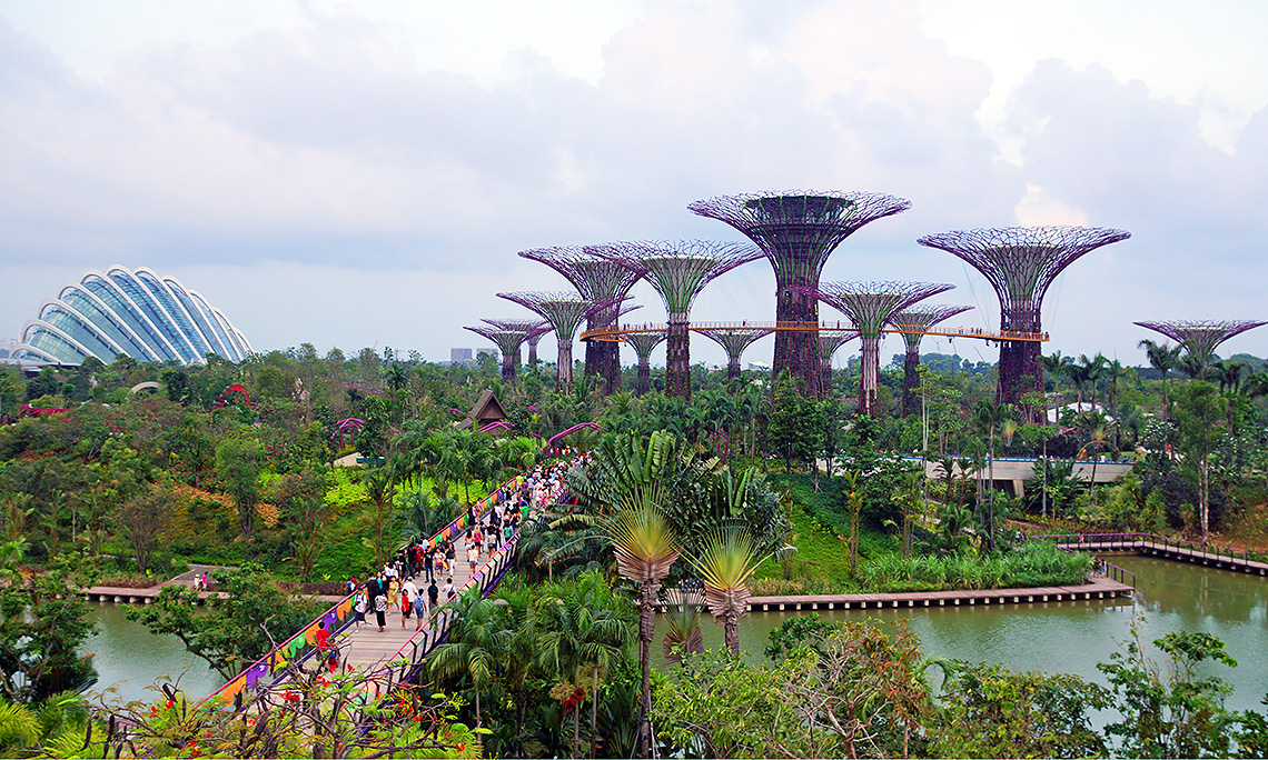 The final cost of building Gardens by the Bay was $ 1035 million