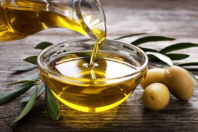 5 reasons to include olive oil in your diet