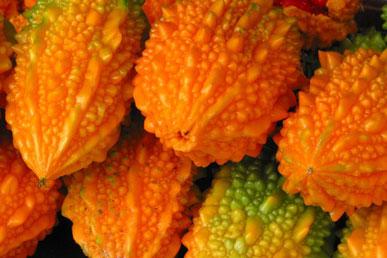 Momordica, gandariya, mandarin, jamboza: uvanlige tropiske frukter