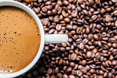 Koffeinfritt kaffe: vad är det och hur erhålls det