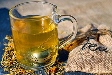 8 schlechte Arten, Tee zu trinken