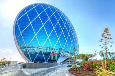 Aldar HQ – bangunan pencakar langit bulat pertama di dunia