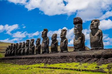 Moai – kæmpe mystiske statuer på Påskeøen