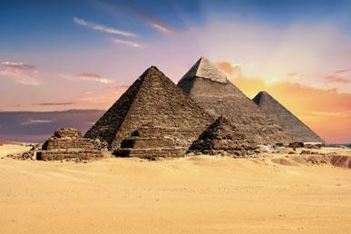 Pyramiderne i Giza – et af de syv vidundere i den antikke verden